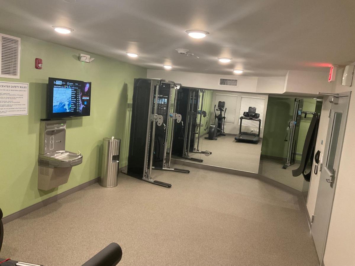 Woodspring Suites Dearborn Detroit Luaran gambar