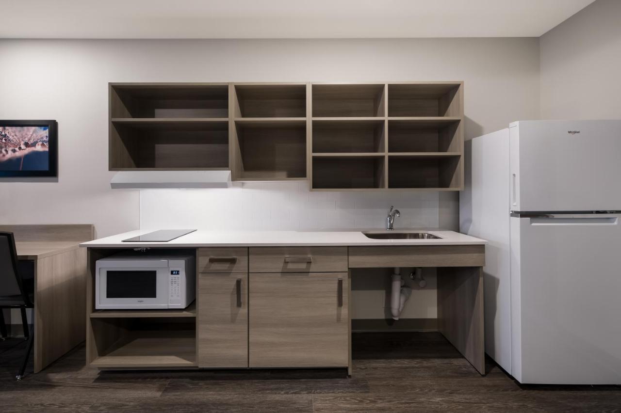 Woodspring Suites Dearborn Detroit Luaran gambar