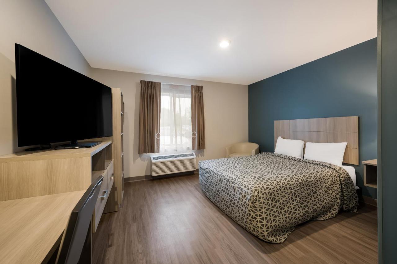 Woodspring Suites Dearborn Detroit Luaran gambar