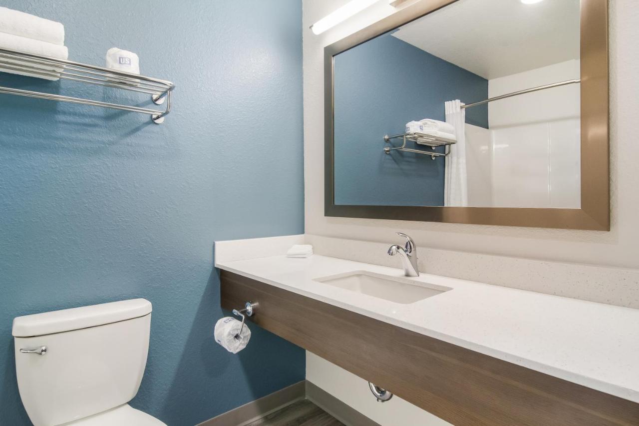 Woodspring Suites Dearborn Detroit Luaran gambar