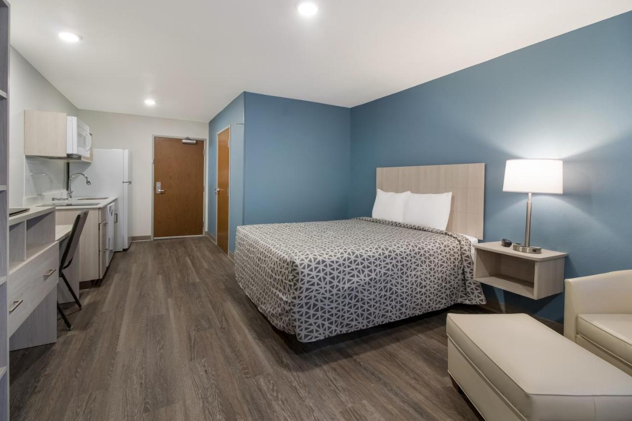Woodspring Suites Dearborn Detroit Luaran gambar