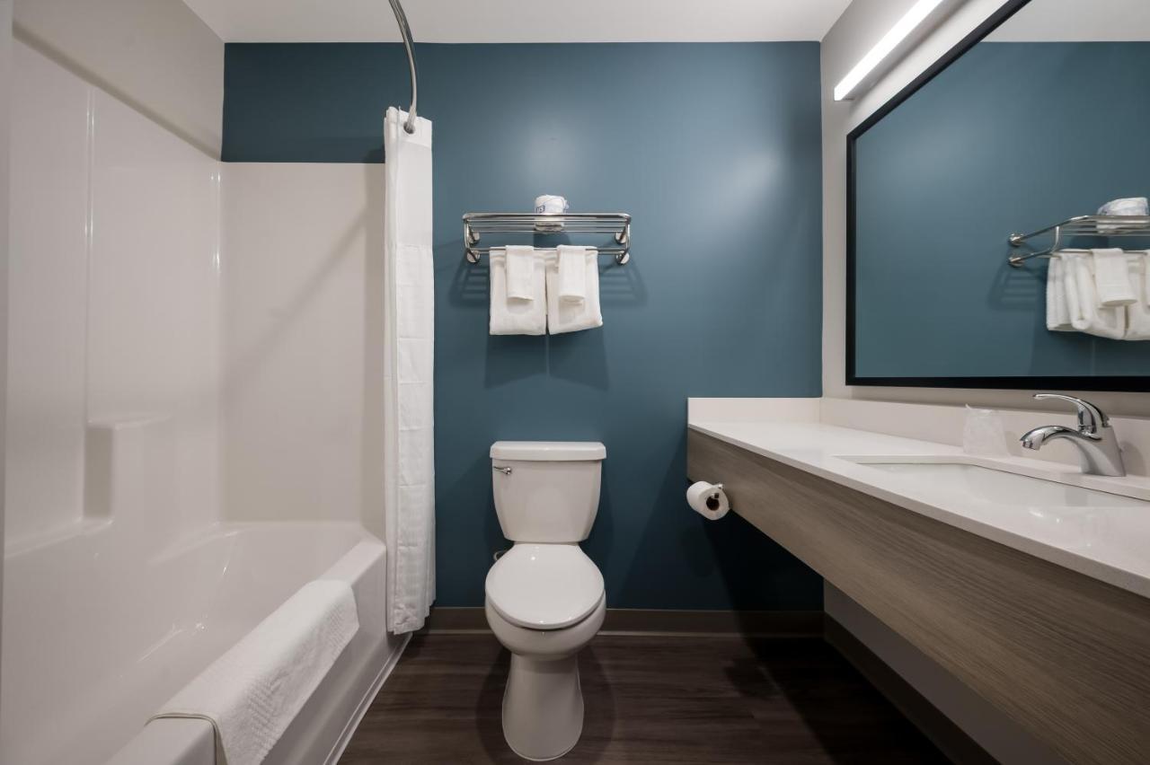 Woodspring Suites Dearborn Detroit Luaran gambar