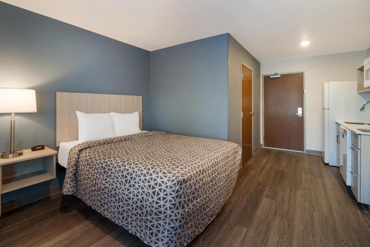 Woodspring Suites Dearborn Detroit Luaran gambar