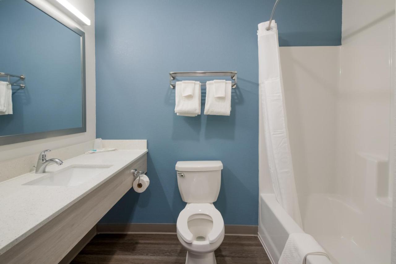 Woodspring Suites Dearborn Detroit Luaran gambar