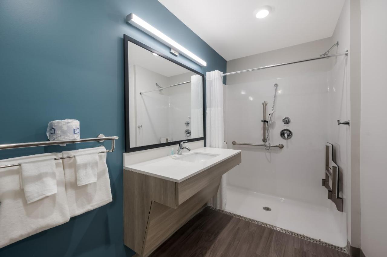 Woodspring Suites Dearborn Detroit Luaran gambar